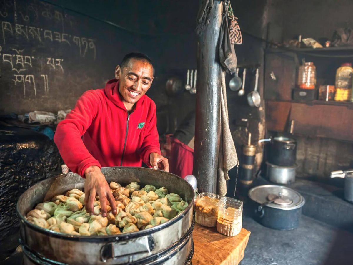 Wanna eat like a local & shop like a pro in Dharamshala? Then this blog is for you