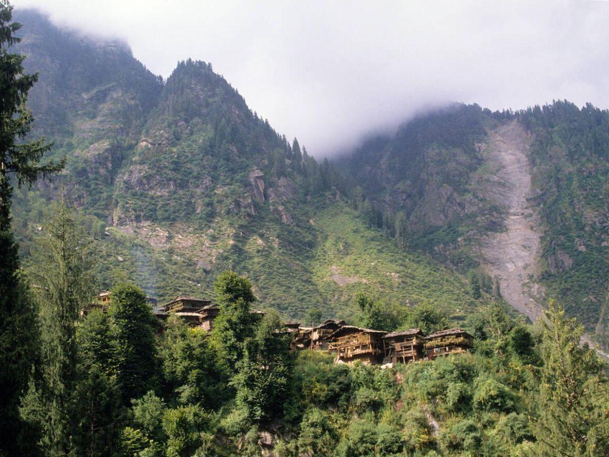 The village where you can't touch anything – Malana, Himachal Pradesh