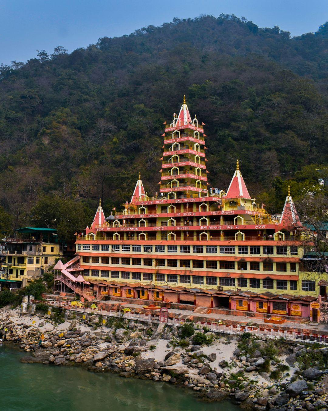 The Hosteller Rishikesh, Laxman Jhula