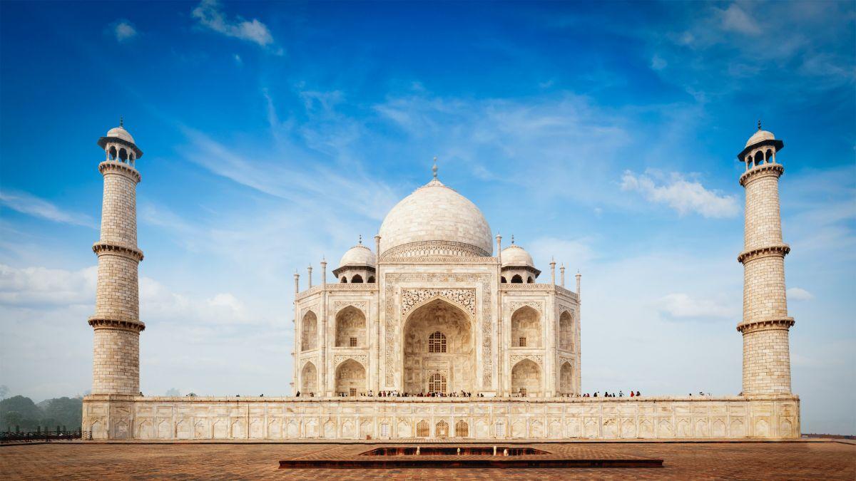 Hostels in Agra