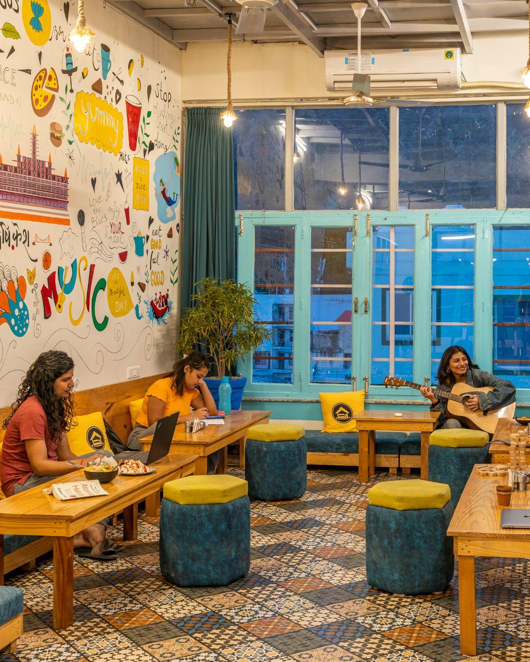 Hostels Image