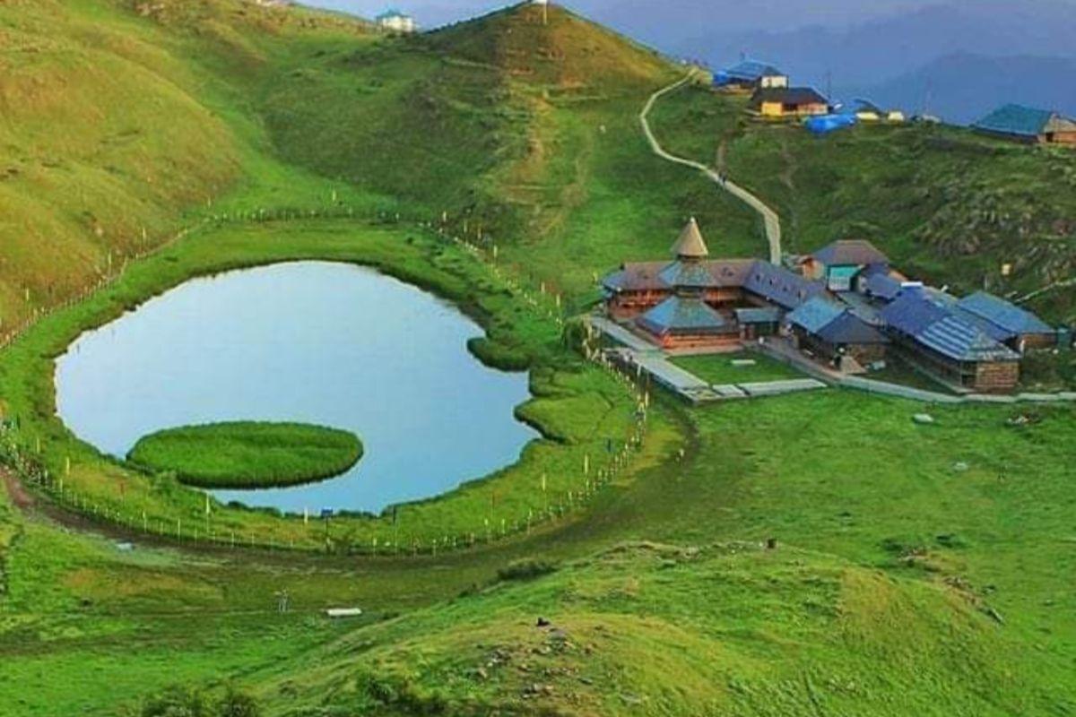 Discover 10 interesting facts about Prashar Lake