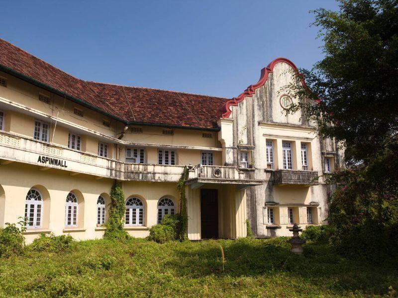 The Hosteller