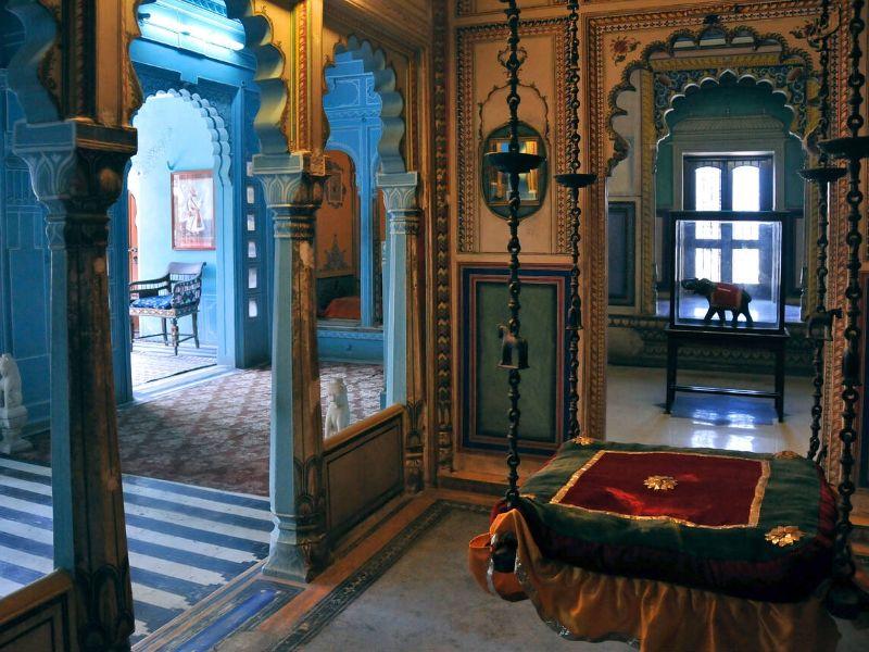 The Hosteller