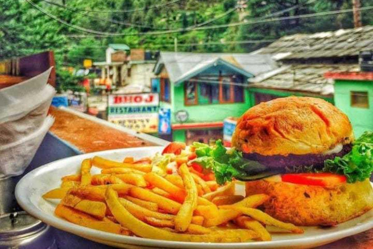 Indulging in the Aroma - Kasol's Best Coffee Shops and Tea Rooms